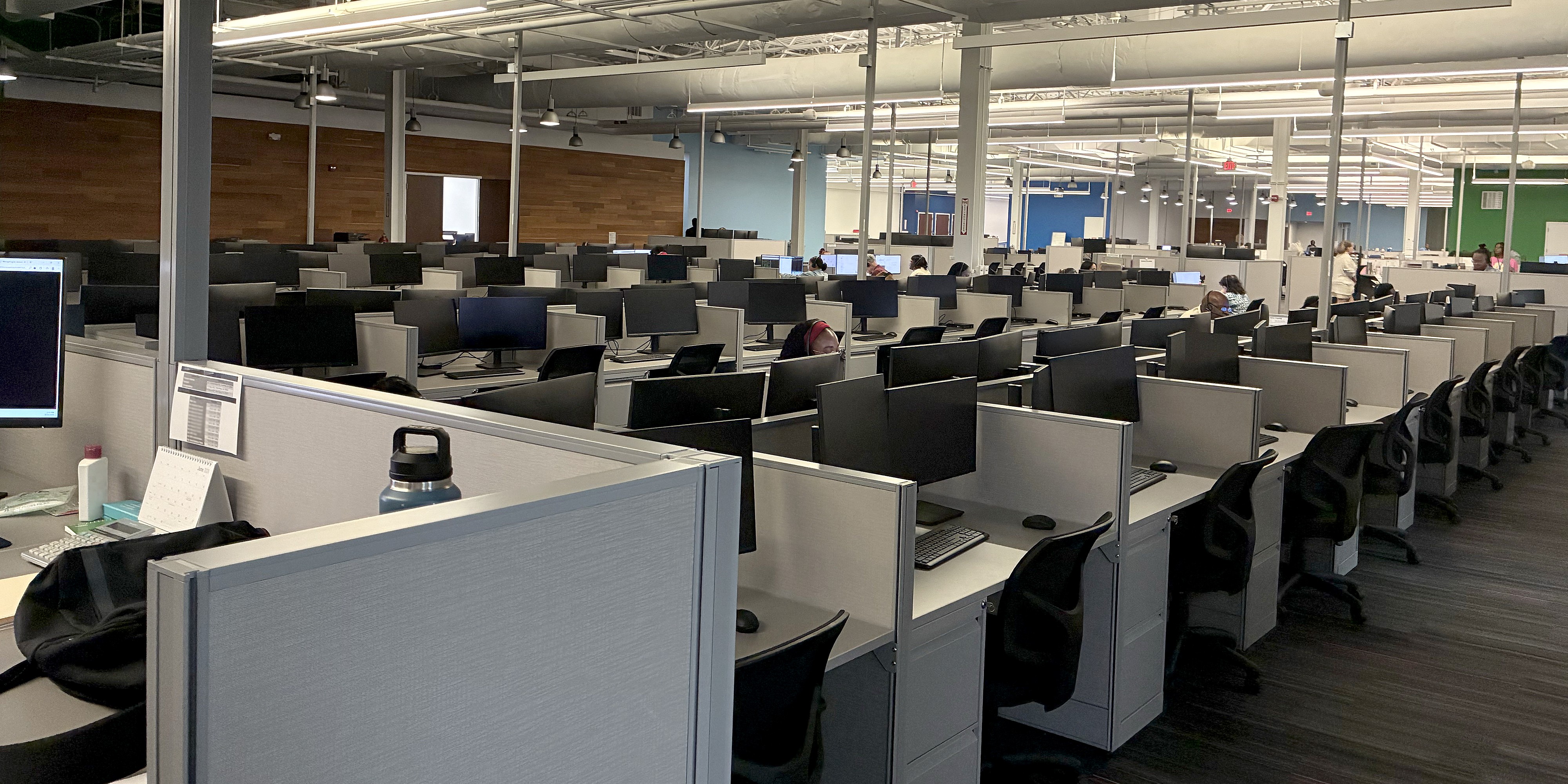 NJphoto_CallCenter_2x1